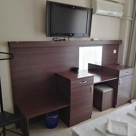 La Perla Beach 호텔 Guzelcamlı